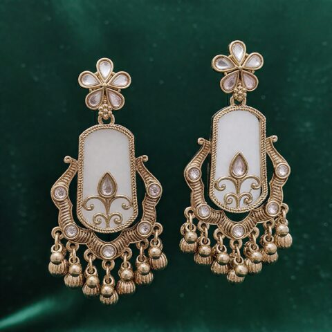 Earring (Traditional)